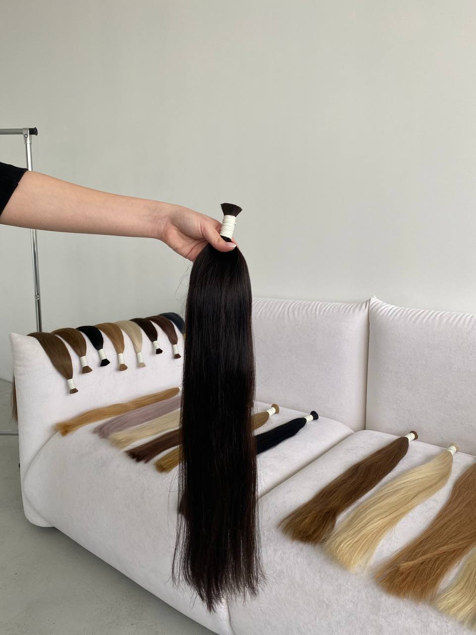 Волосы южнорусские 70 см (1b тон)